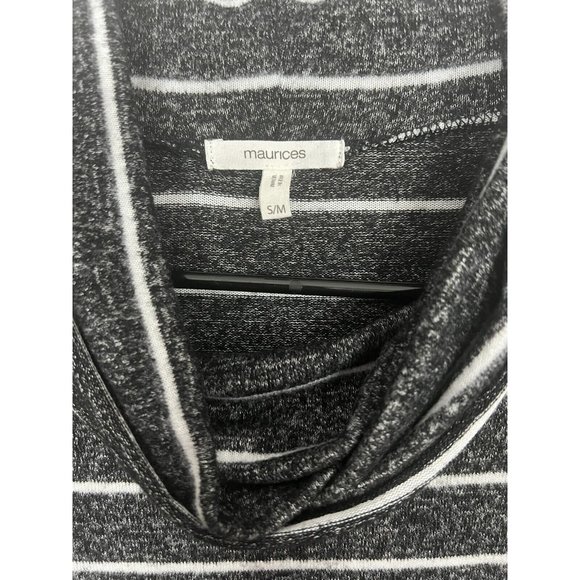 Maurices Over Sized Sweater Top Sz S/M Black/White Short Sleeve Cowl Neck Knit P - Picture 2 of 10